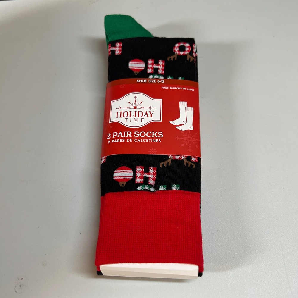 Holiday Time Christmas Socks 2-Pair Pack‎ Holiday Theme Shoe Size 6-12 NWT